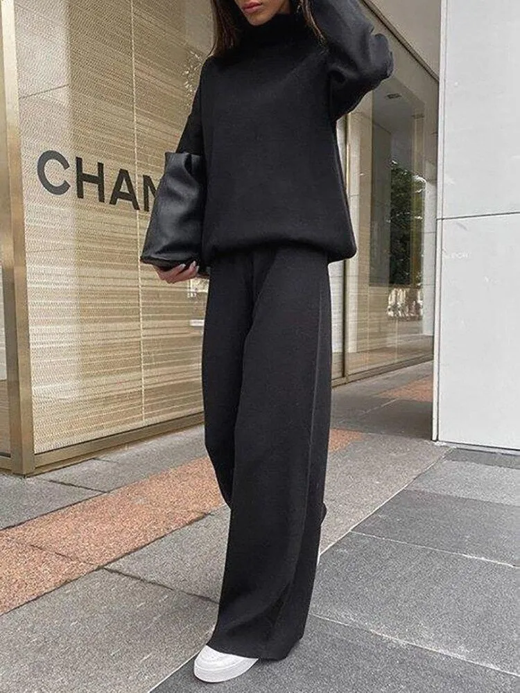 Zweiteiliges Pullover und Hosen Set