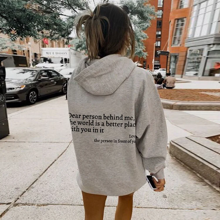 Übergroßer warmer Kapuzenpullover