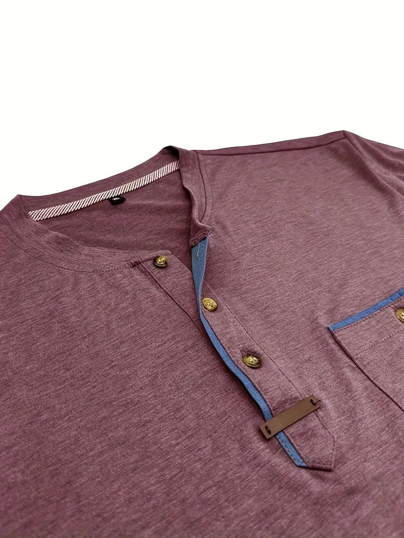 Lässiges T-Shirt mit Brusttasche