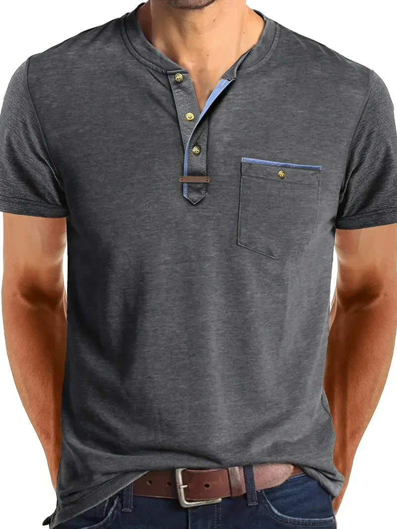 Lässiges T-Shirt mit Brusttasche