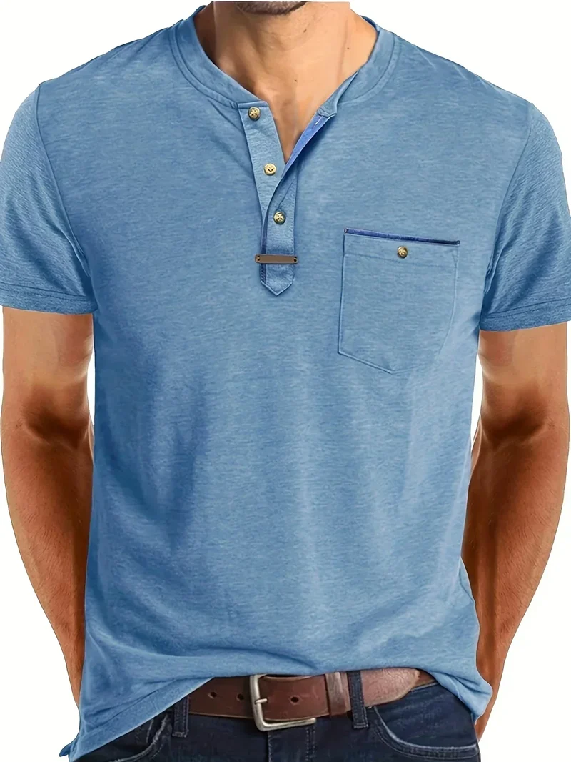 Lässiges T-Shirt mit Brusttasche