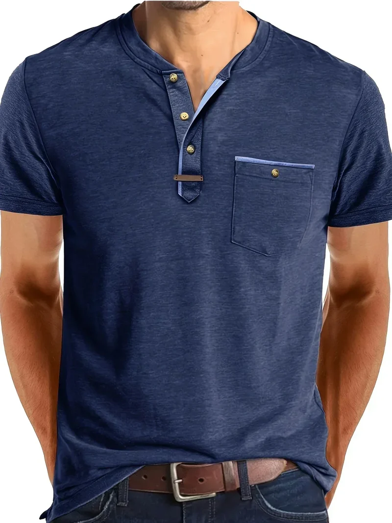 Lässiges T-Shirt mit Brusttasche
