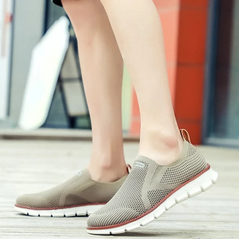 Herren Bequeme Atmungsaktive Slip-on-Schuhe | Modern