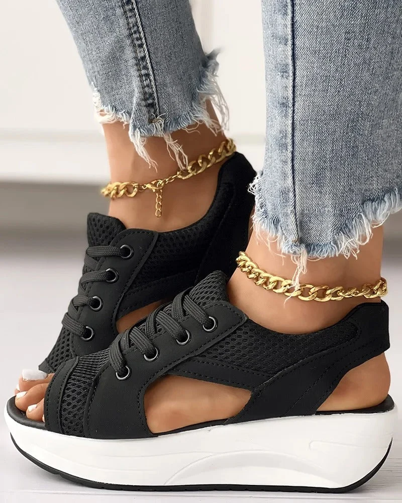 Kontrastfarbene Muffin Sandalen