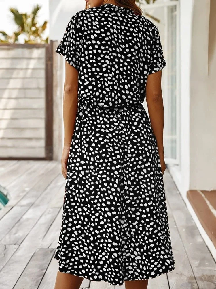 Bequemes Bedrucktes Sommerkleid