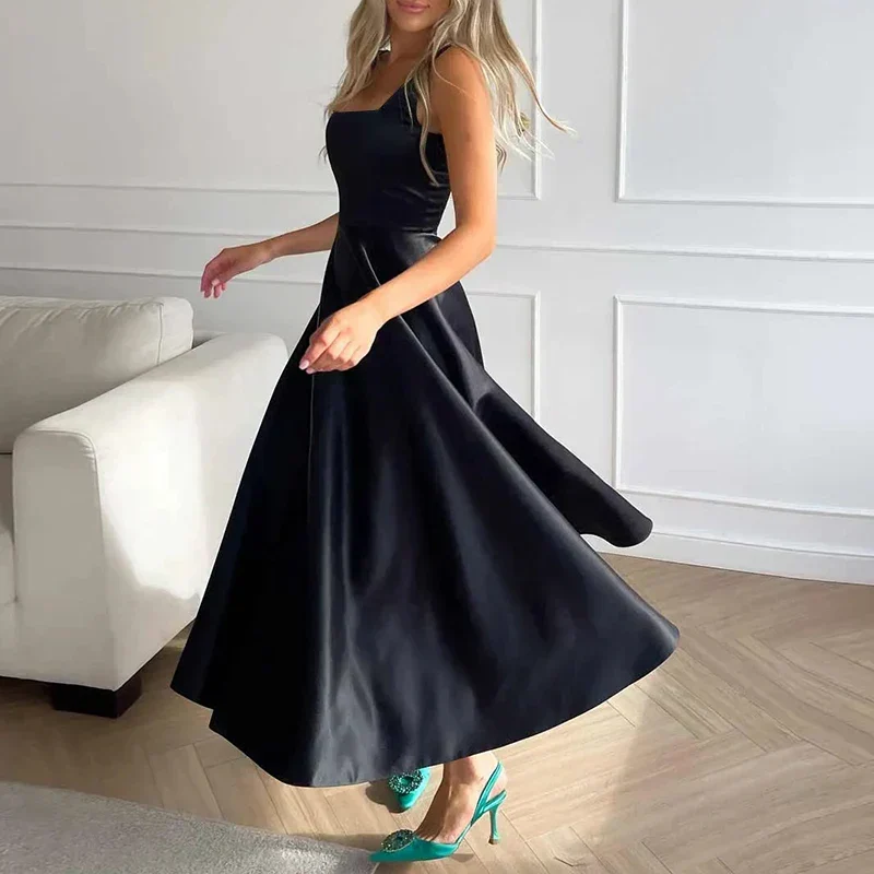 Elegantes Quadratisches Maxikleid