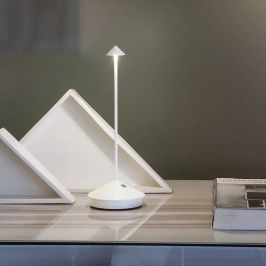 Tragbare kabellose LED Tischlampe
