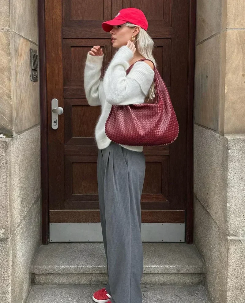 Trendige geflochtene Tasche