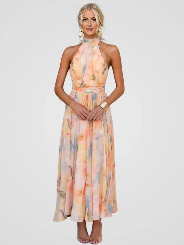 Fließendes Neckholderkleid