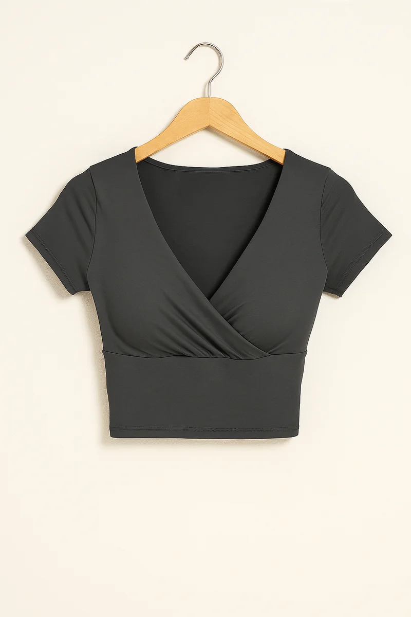 Schickes V-Ausschnitt Crop Top