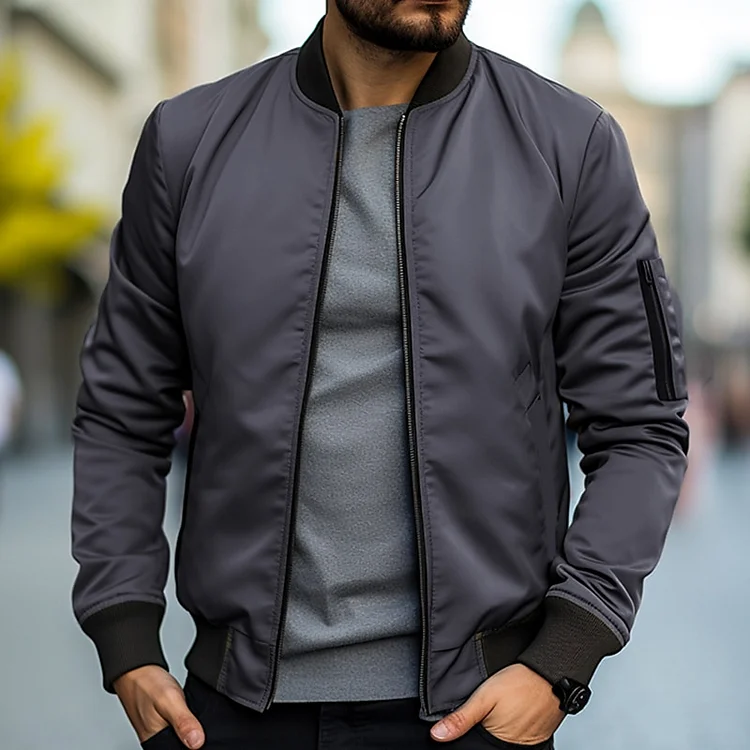 Trendige leichte Bomberjacke