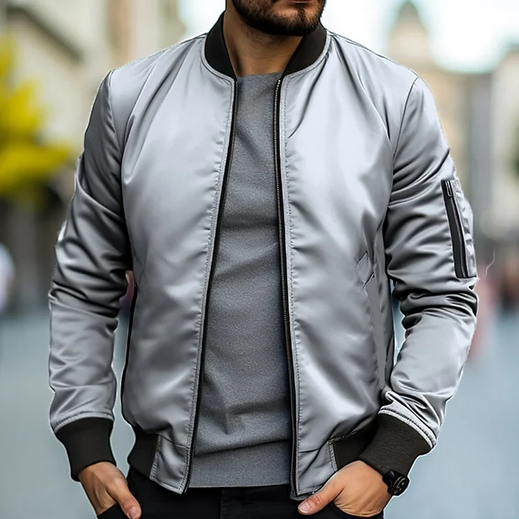 Trendige leichte Bomberjacke