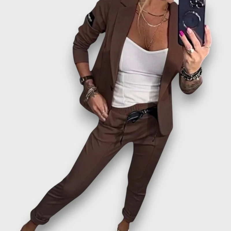 Verena – Moderner Blazer-Zweiteiler