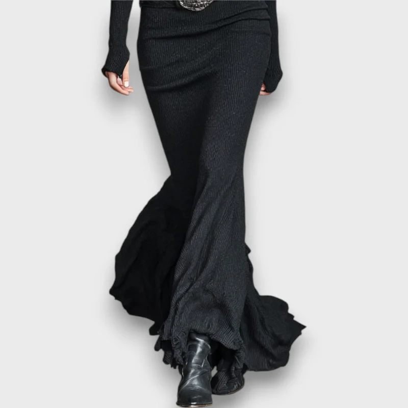 Selira – Figurbetontes Maxikleid mit V-Ausschnitt