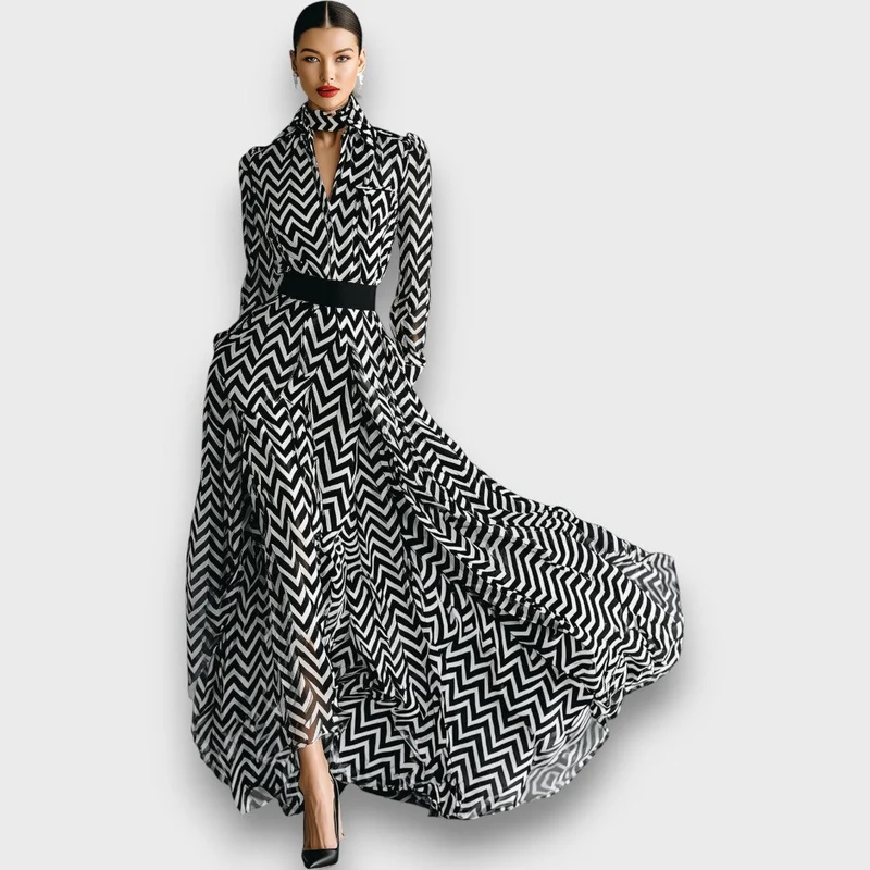 Zarielle – Maxi-Chiffonkleid mit Schwarz-Weiß-Muster