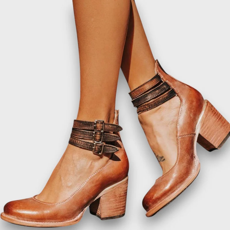 Ginevra – Stiefeletten mit Mehrfachriemen und Blockabsatz