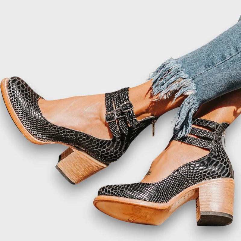 Ginevra – Stiefeletten mit Mehrfachriemen und Blockabsatz