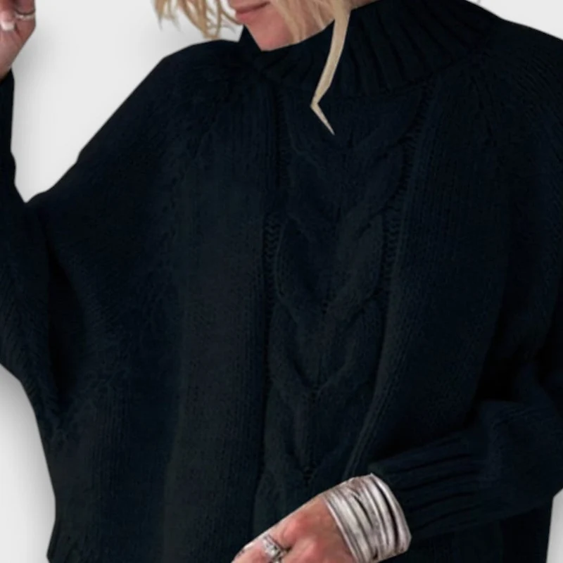 Leandra – Klassischer Rollkragenpullover mit Zopfmuster