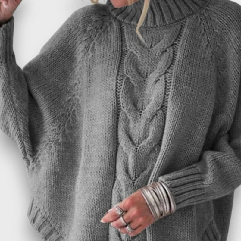 Leandra – Klassischer Rollkragenpullover mit Zopfmuster