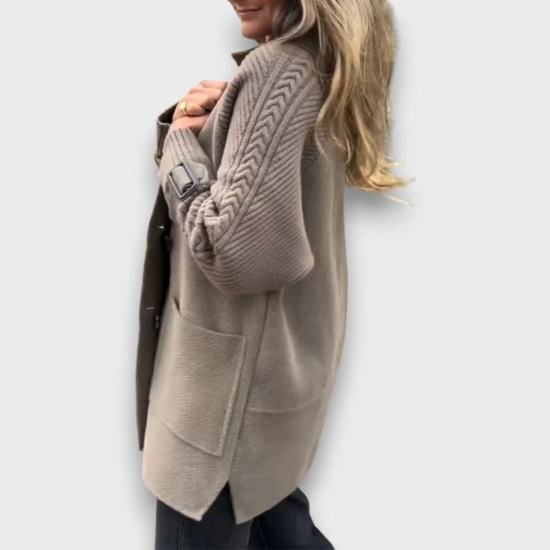 Mirela – Eleganter Strickmantel