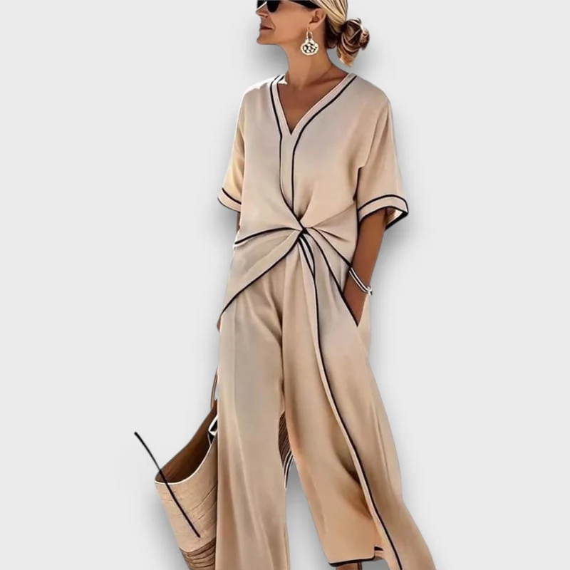 Marivelle – Eleganter Jumpsuit mit Kontrastpaspeln