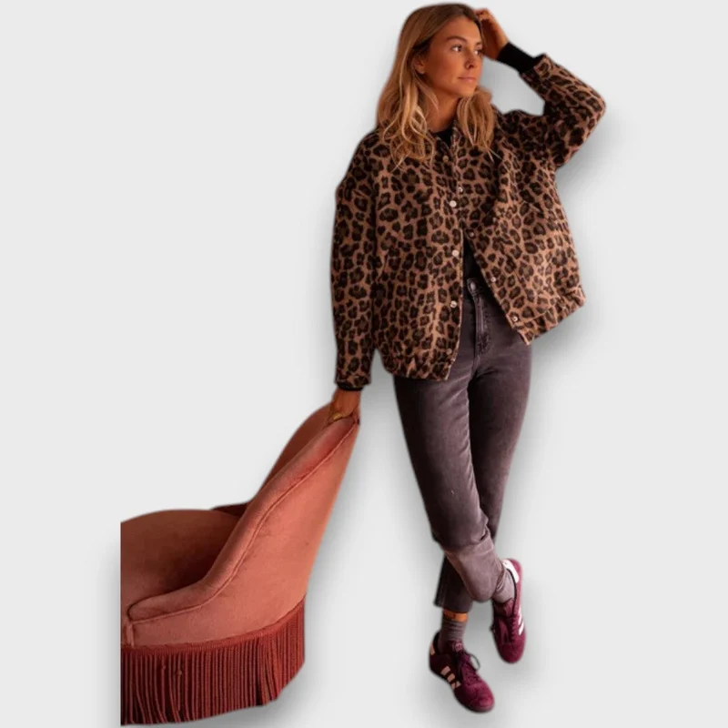 Charlira – Trendy Jacke mit Leopardenmuster