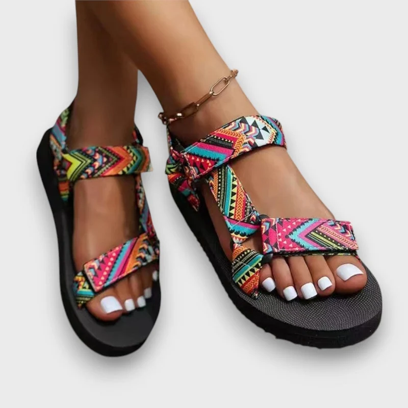 Zanika – Outdoor-Sandalen mit Ethno-Flair