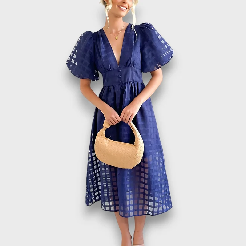 Lianora – Feminines Midikleid mit Strukturmuster