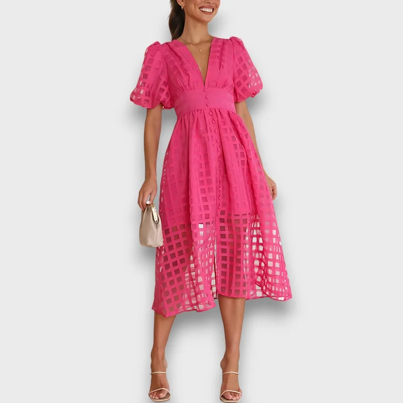 Lianora – Feminines Midikleid mit Strukturmuster