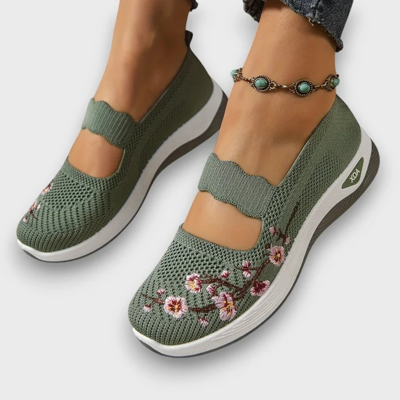 Averina – Femininer Komfort-Sneaker mit Stickerei