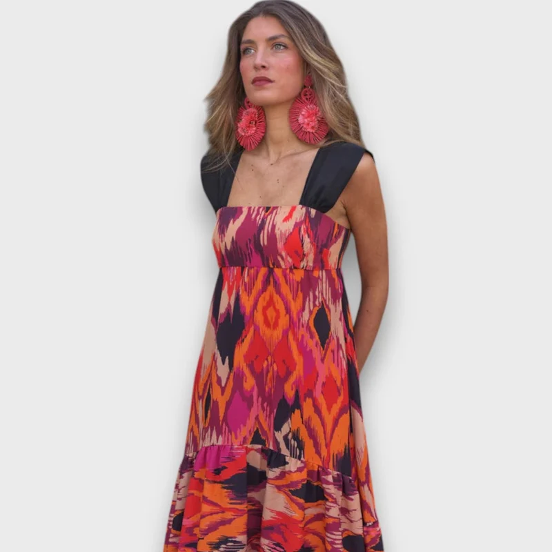 Naiara – Maxikleid mit Ethno-Print und Statement-Trägern