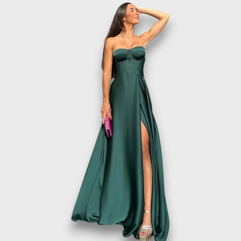 Victoria – Schulterfreies Abendkleid mit Rückenschnürung