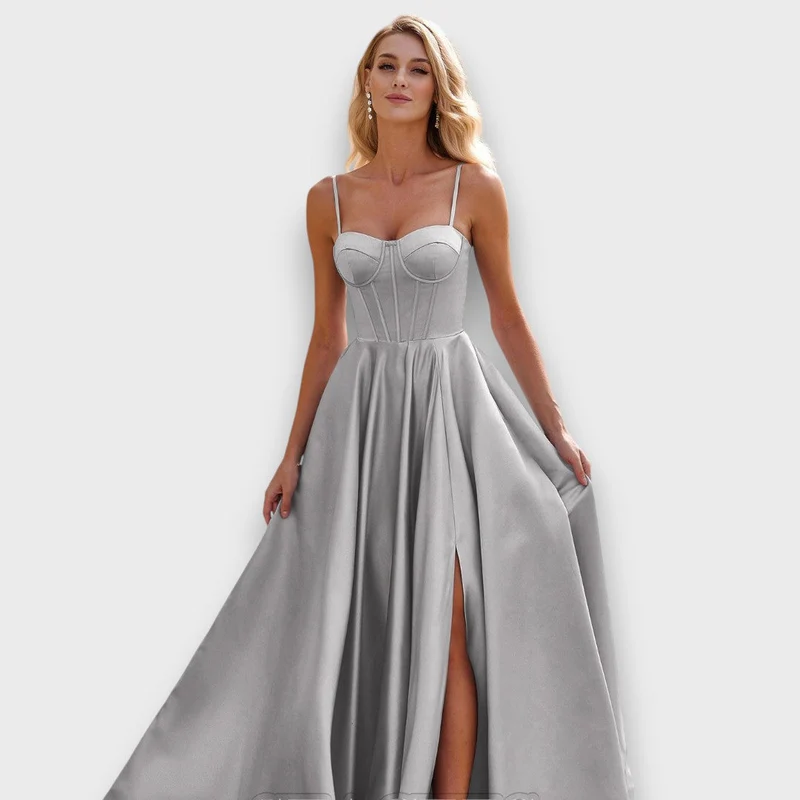 Victoria – Schulterfreies Abendkleid mit Rückenschnürung
