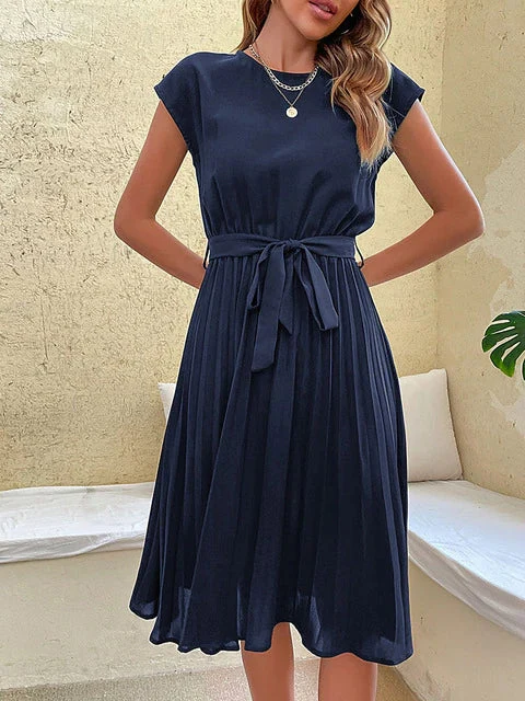Kurzärmeliges plissiertes lässiges Minikleid