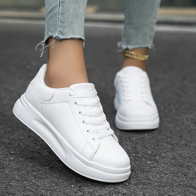 Saubere Weiße Damen Turnschuhe