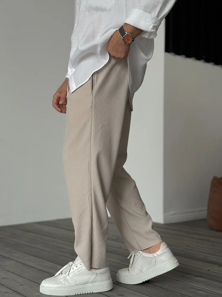 Gemütliche, legere Herrenhose