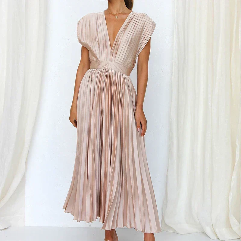 Langes Plissiertes Kleid mit Gürtel