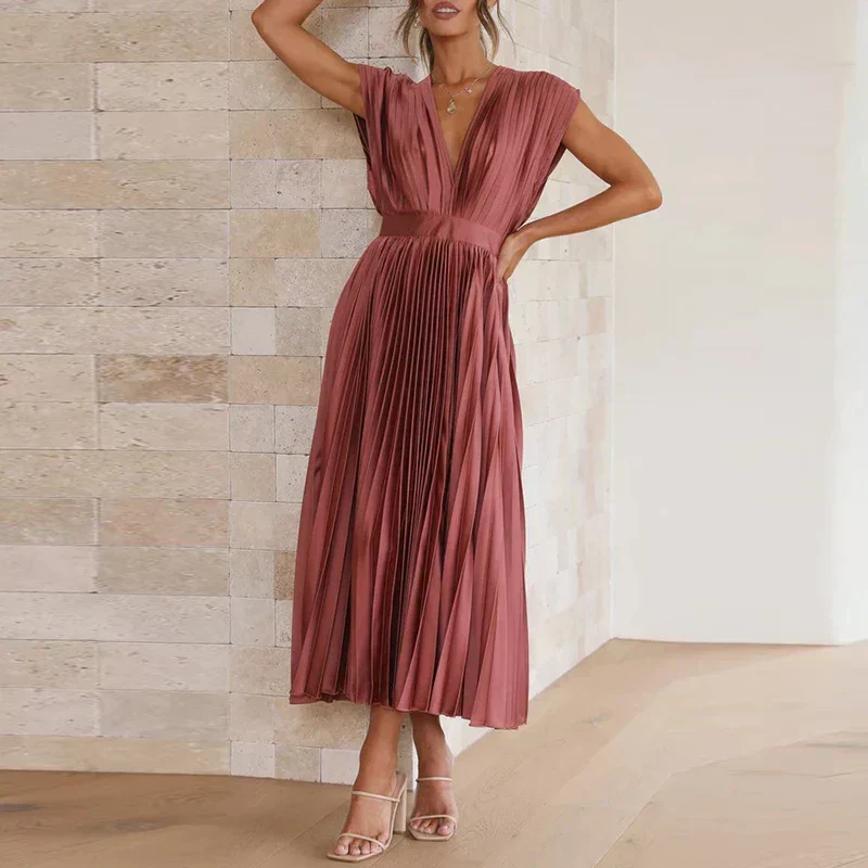 Langes Plissiertes Kleid mit Gürtel