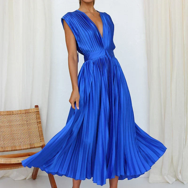 Langes Plissiertes Kleid mit Gürtel