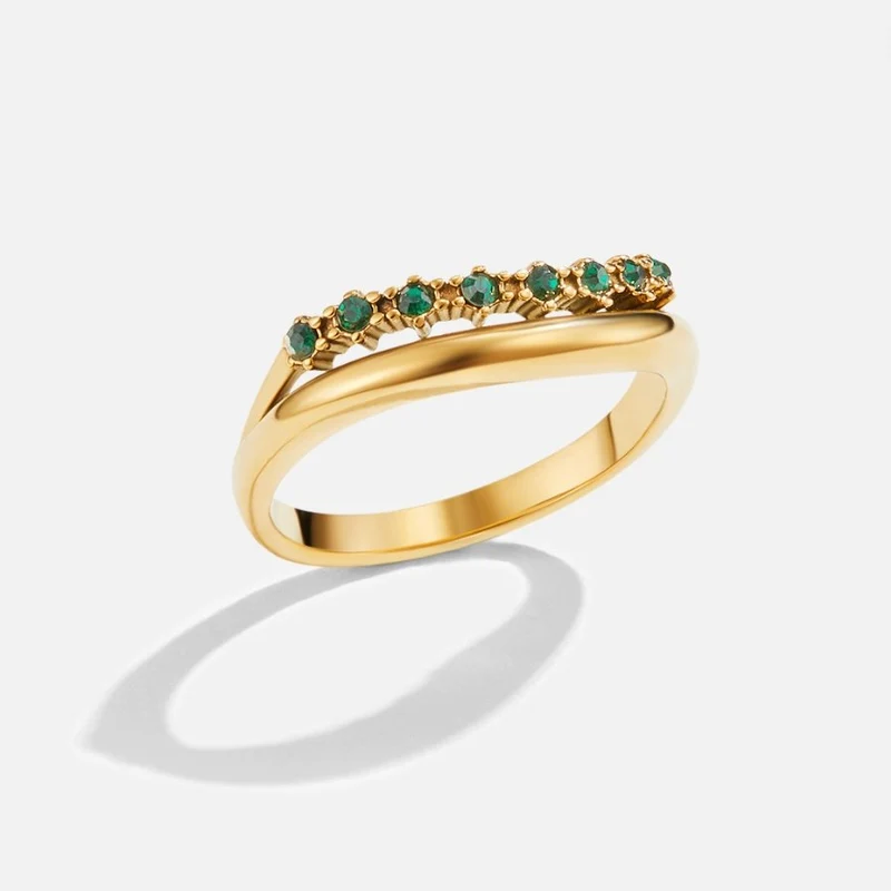 Mary - Smaragdgrüner, geschichtlicher Ring