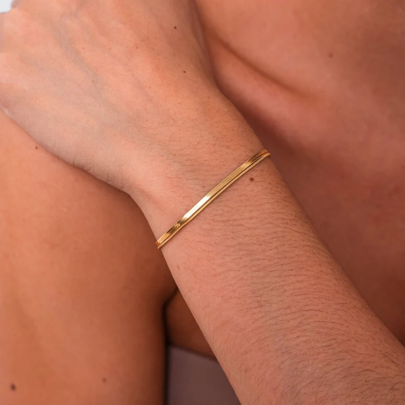 Schlangen-inspiriertes Sarya-Armband