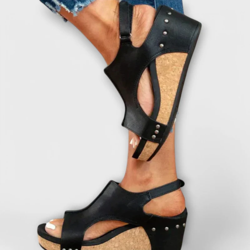 Orthopädische Schuhe mit Keilabsatz