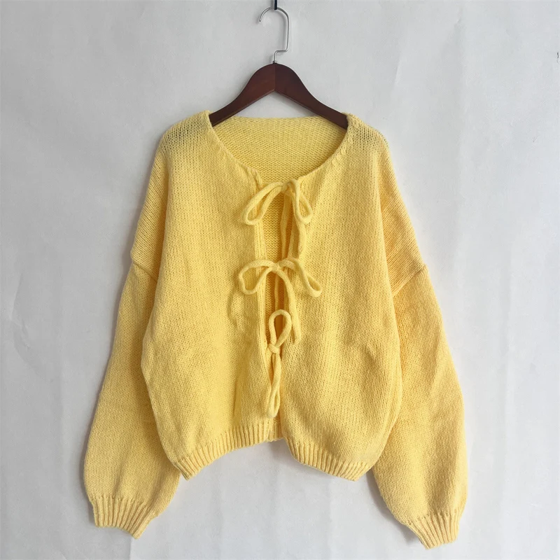 Einfarbiger Rundhals-Lace-Up-Cardigan