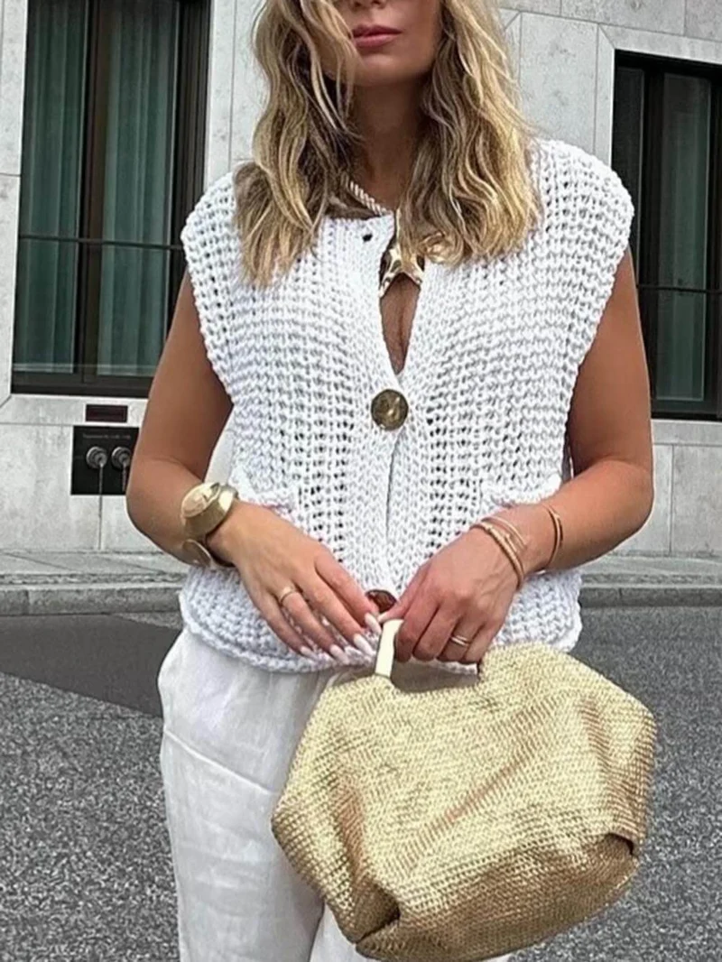 Eleganter ärmelloser, cropped Strickcardigan mit Taschen