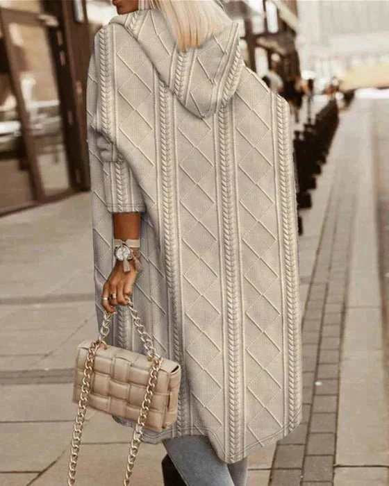 Cytheria – Langärmliger Cardigan mit Kabelstrick und Kapuze
