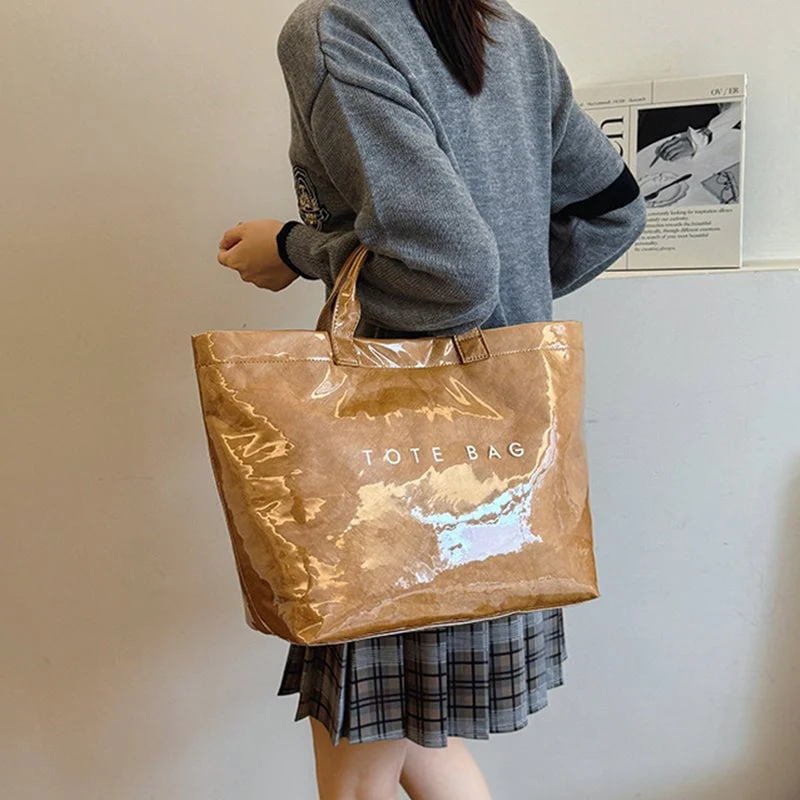 Edelinde® | Tote Tasche mit Zeitungsdruck