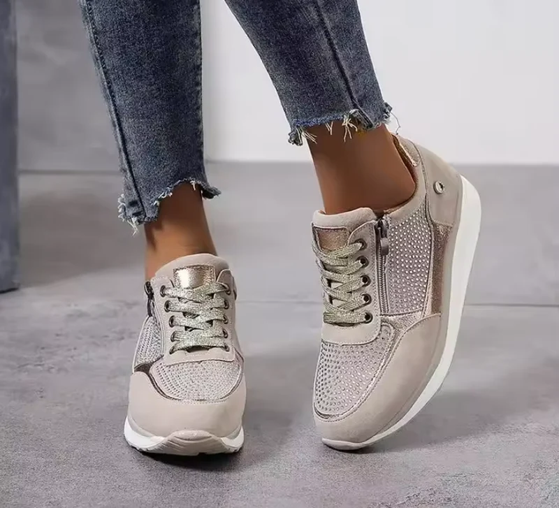 Daria® | Ease Sneakers