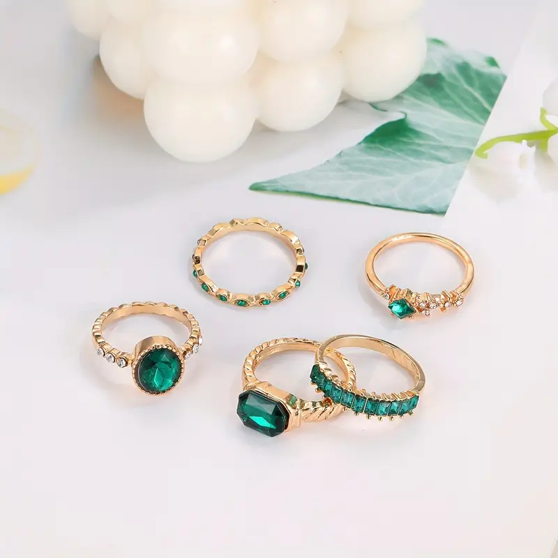 Emina® | Exquisites Zarinaring-Set mit Smaragd Gold