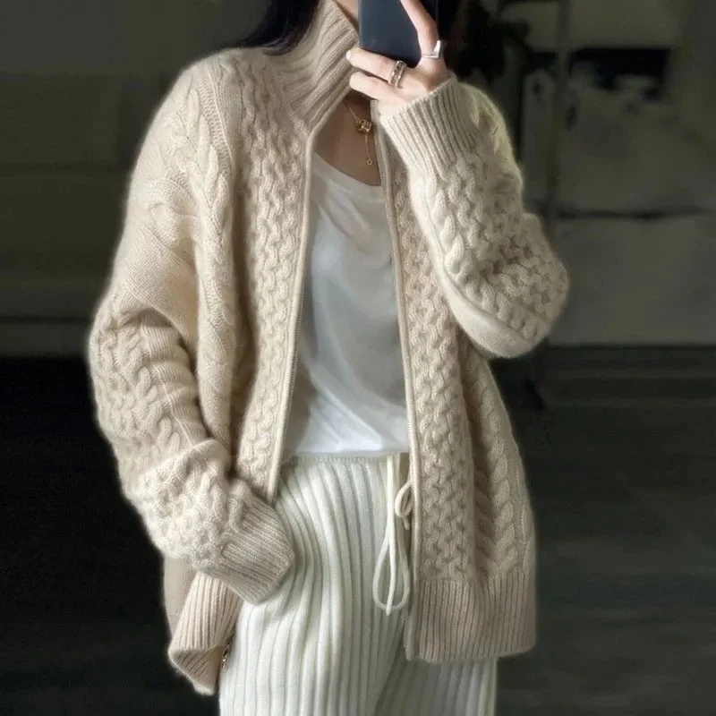 Gemütlich | Kabelstrick-Cardigan