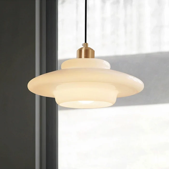 Elegante Pendelleuchte aus Milchglas mit verstellbarer Aufhängung – Hängeleuchte für den Esstisch in verschiedenen Größen